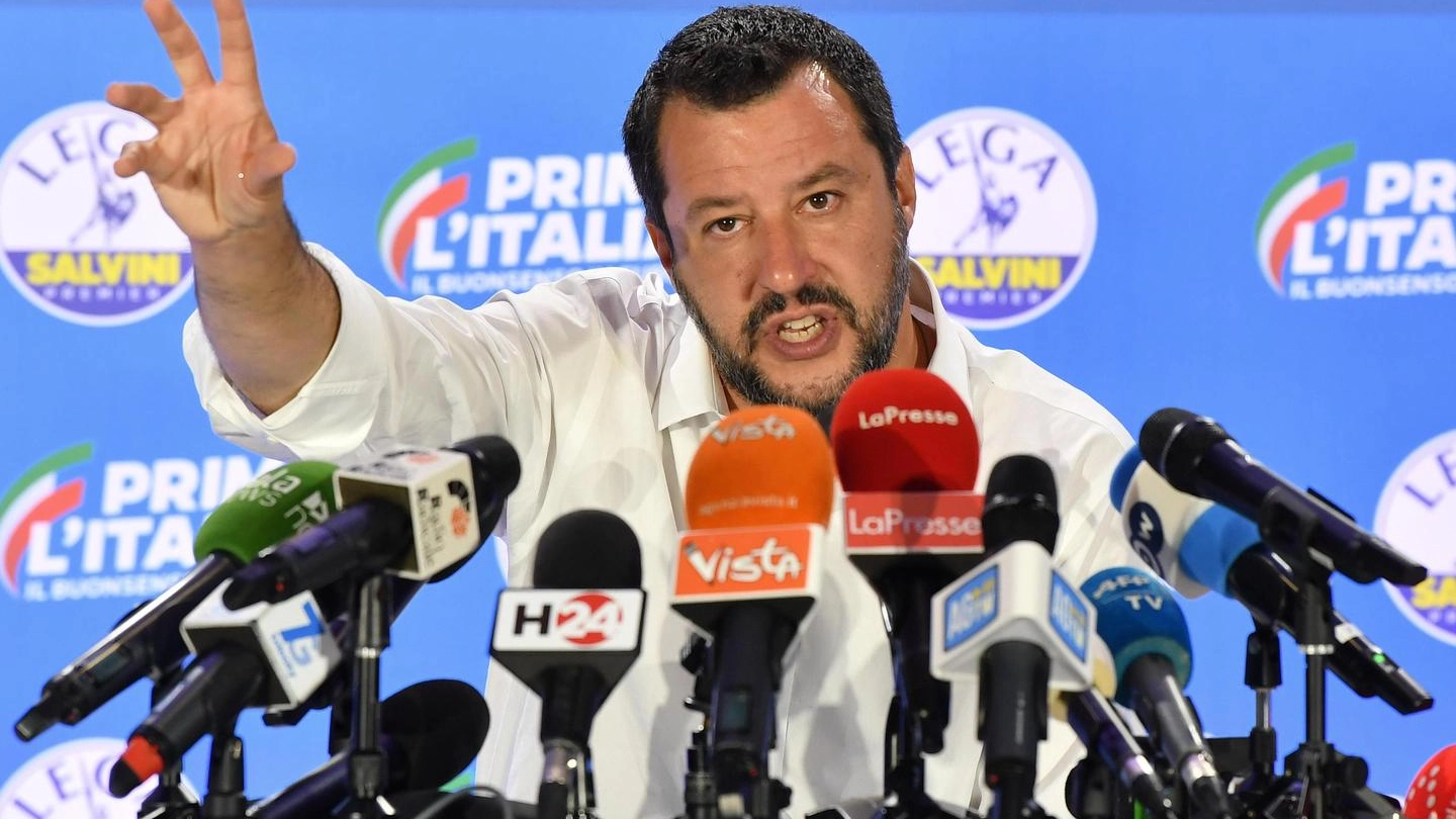 Matteo Salvini in conferenza stampa dopo le europee (Ansa)