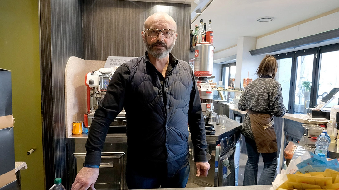 Marco Passeri, titolare del Bar del Centro dall’87, alla seconda generazione