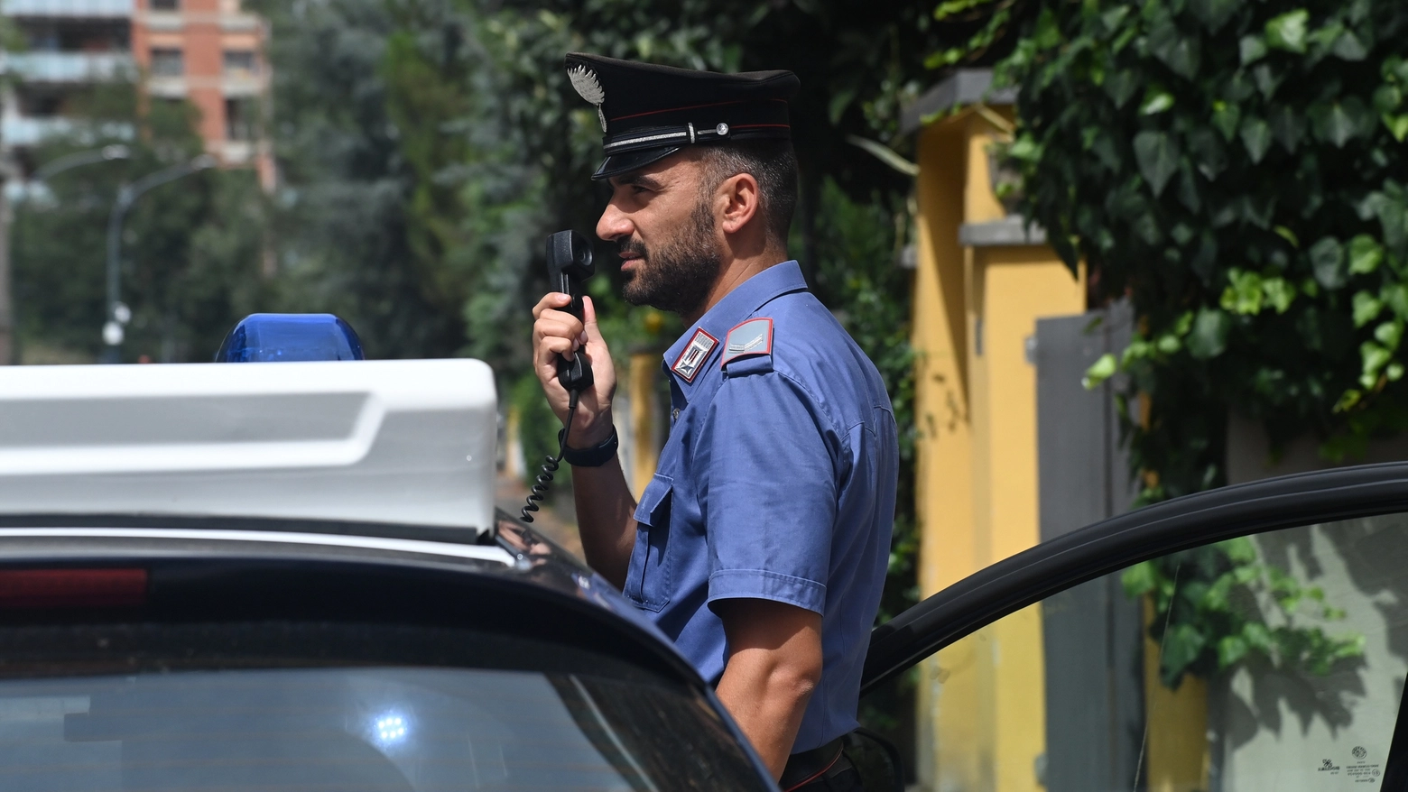 Il giovane è stato fermato e arrestato dai carabinieri