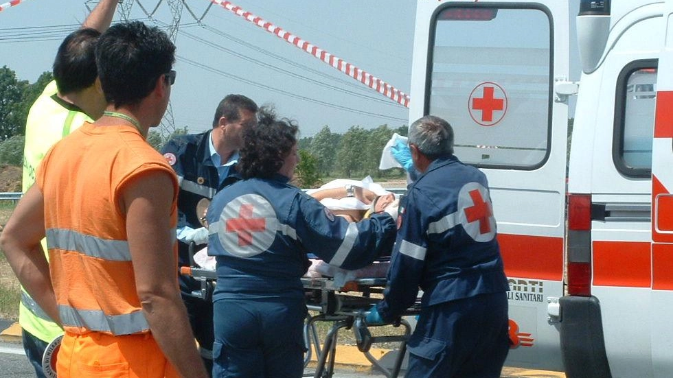 L'uomo è stato subito portato in ospedale e poi operato L'uomo è stato subito portato in ospedale e poi operato