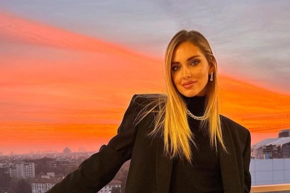Chiara Ferragni sulla terrazza dell'attico di Milano (Foto Instagram)