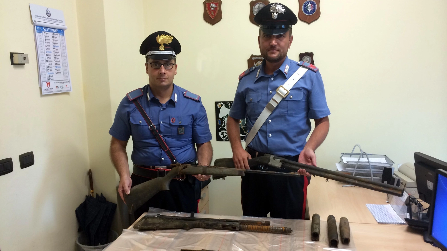 Le armi ritrovate dai carabinieri fra Segrate e Peschiera
