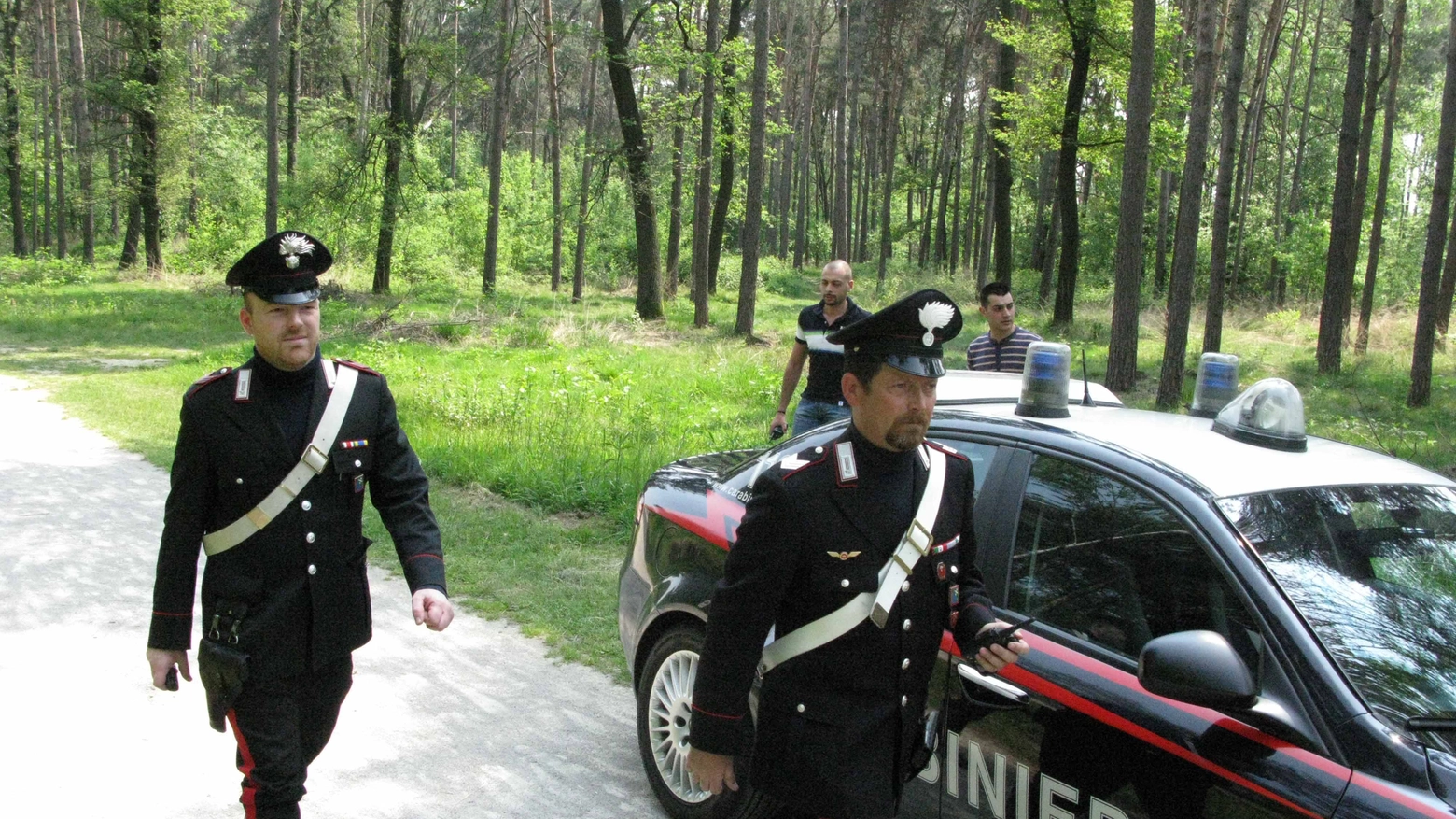 Carabinieri in azione al parco delle Groane