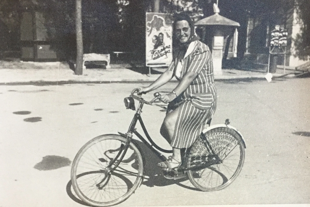  Giovanna Boccalini in bicicletta