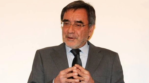 L'ex sindaco Antonio Lazzati