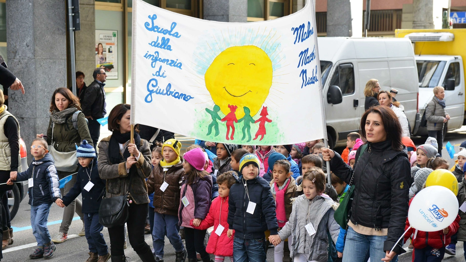 Giornata dei diritti dell'infanzia e dell'adolescenza, marcia a Varese