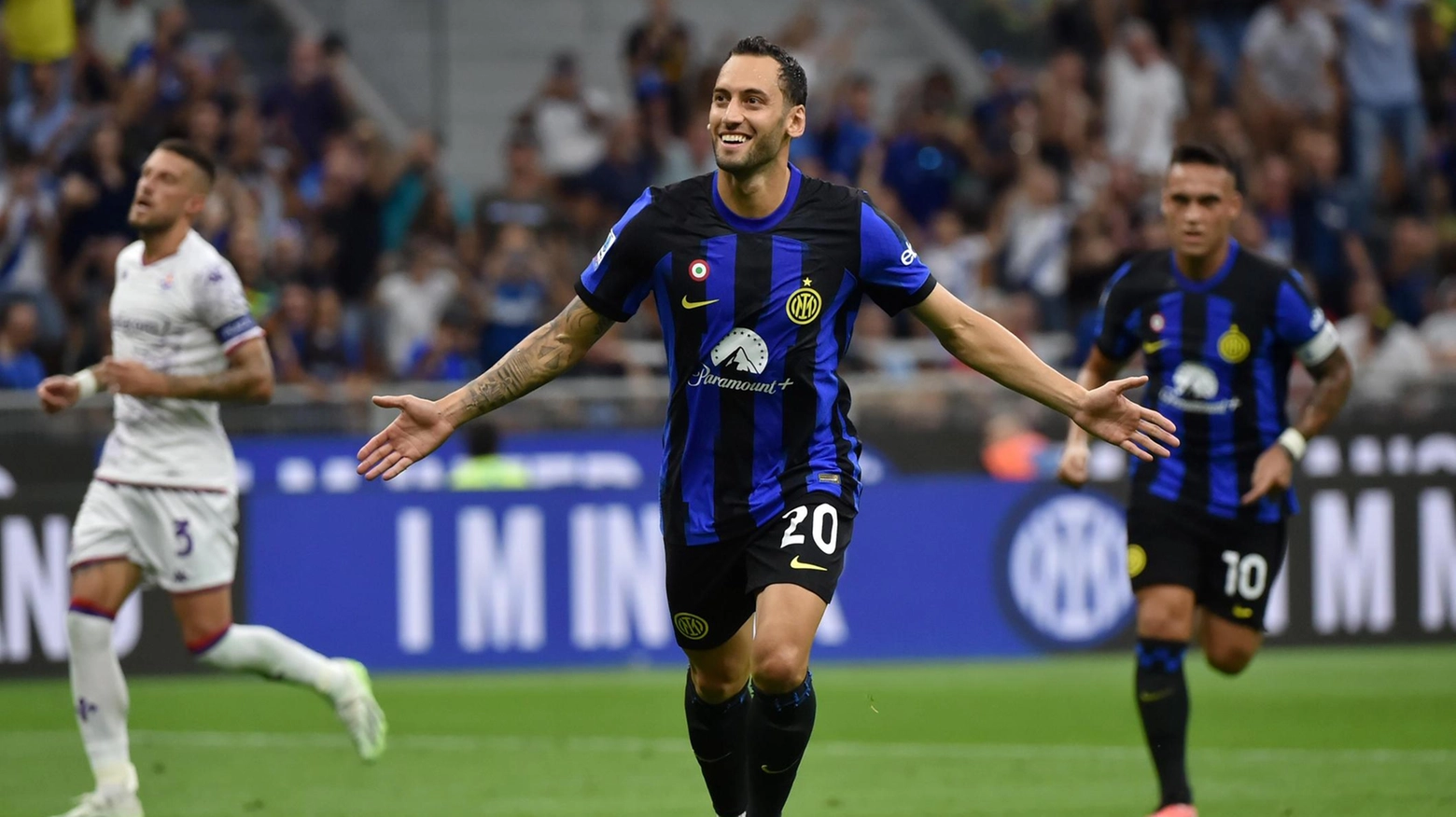 Derby di Milano: Calhanoglu, pilastro inamovibile con fame di rivalsa
Derby di Milano: Calhanoglu, pilastro inamovibile con fame di rivalsa