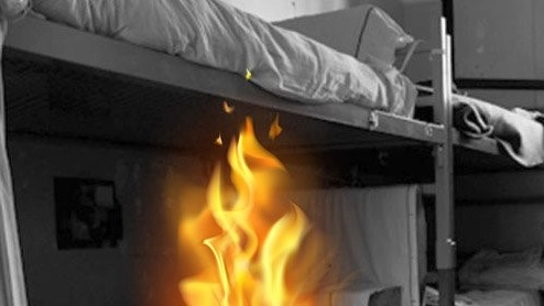 Materassi dati alle fiamme nel carcere di Busto Materassi dati alle fiamme nel carcere di Busto