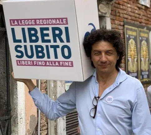 “Fine vita“: 8.181 firme per la legge