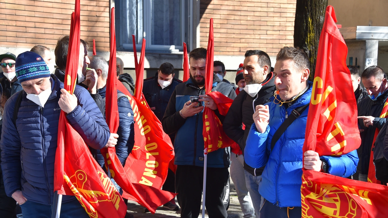 Emerson Rescaldina, 150 posti da salvare: intesa per tre incontri no-stop