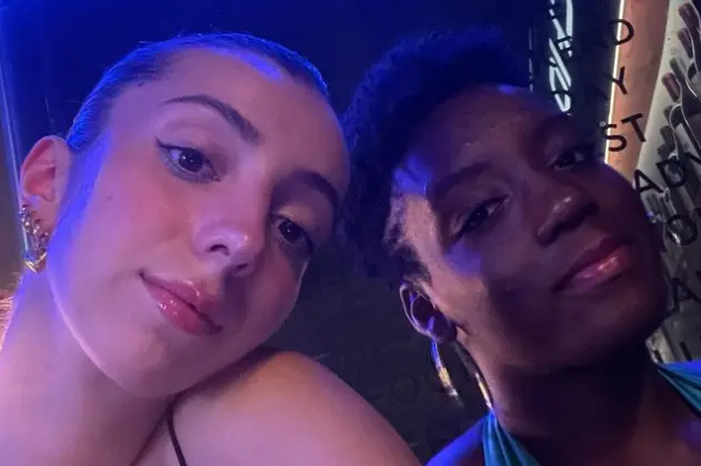 Julia Ituma insieme all'amica Virginia Adriano