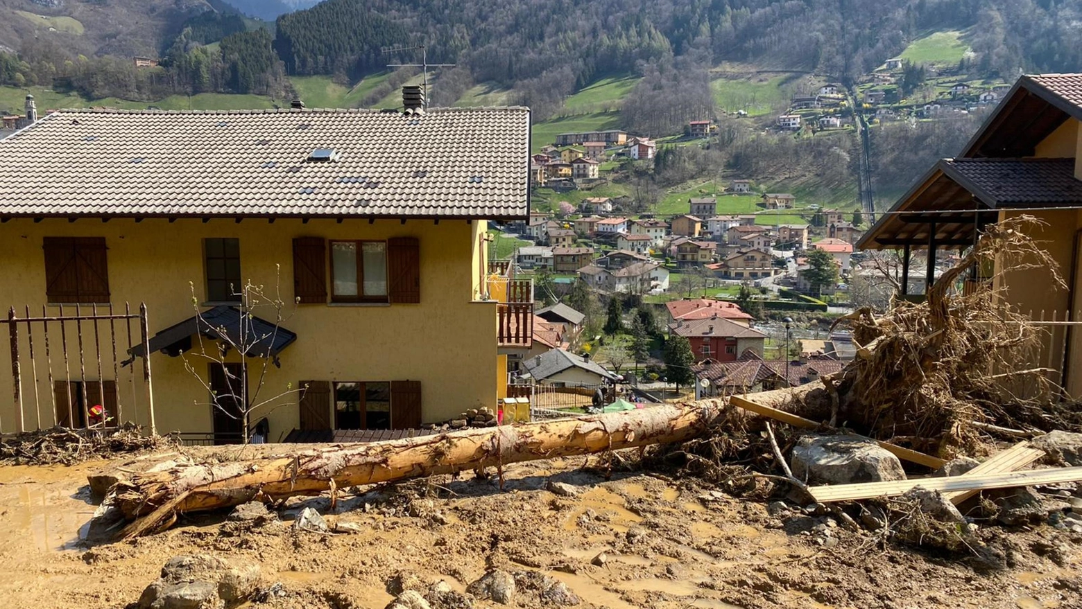 Gli effetti della frana di Ardesio