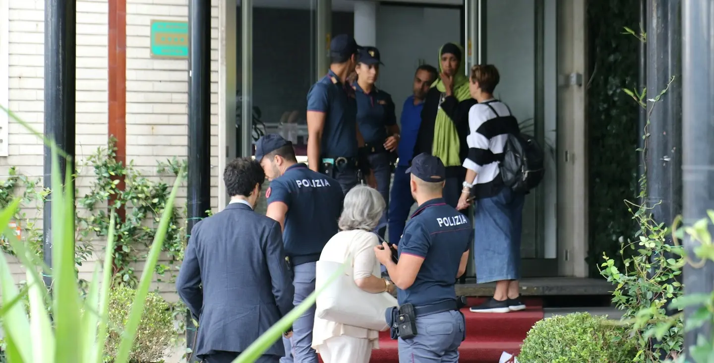 Tragico gioco erotico in un hotel: trovato cadavere avvocato 45enne