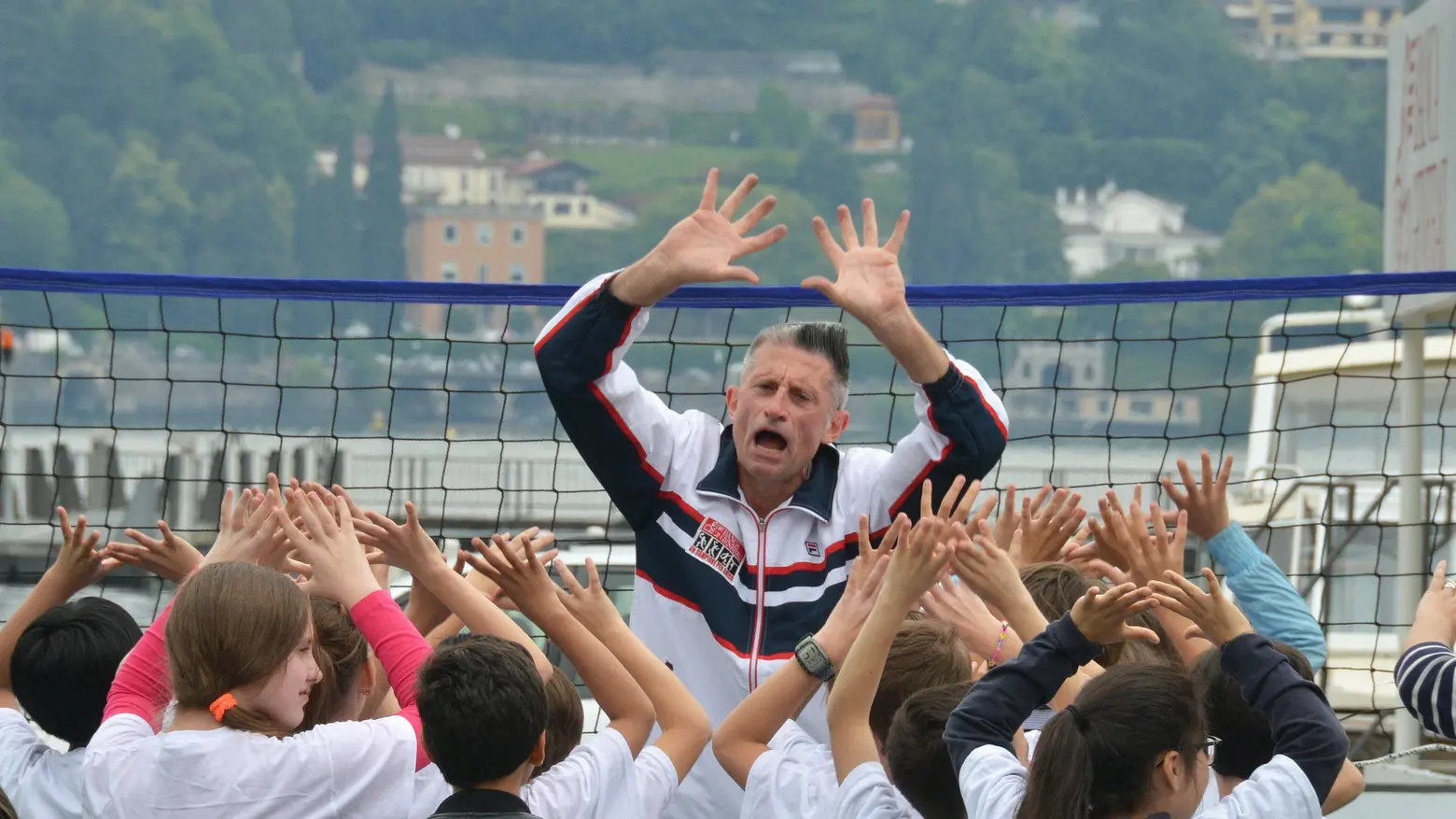 “Un campione per amico” In piazza big dello sport “Un campione per amico” In piazza big dello sport