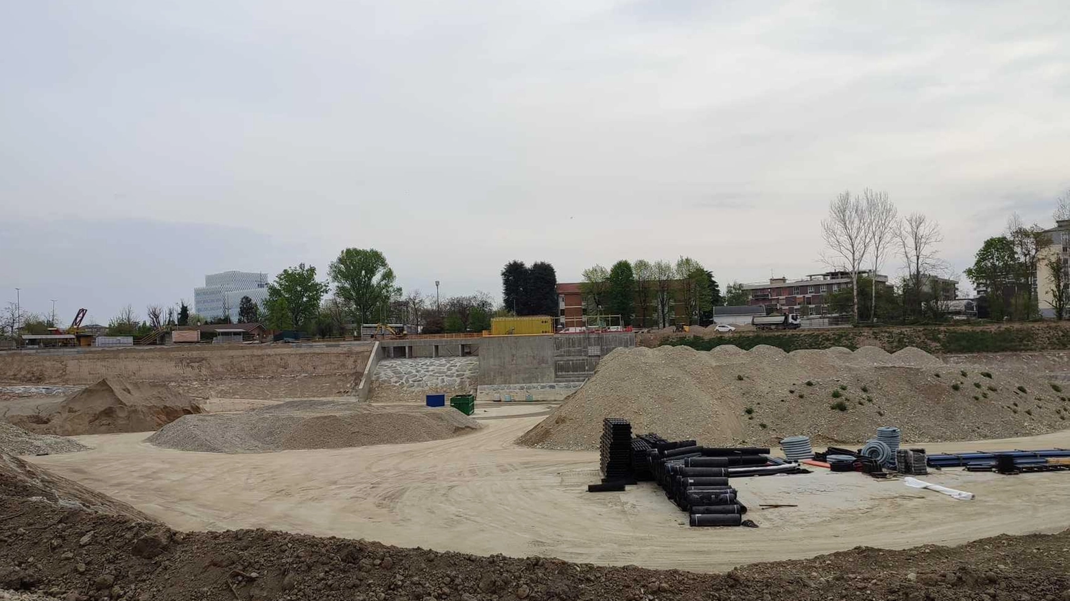 Vasca contro le piene del Seveso Parco Nord, attesa (quasi) finita "Opera conclusa entro fine anno" Vasca contro le piene del Seveso Parco Nord, attesa (quasi) finita "Opera conclusa entro fine anno"