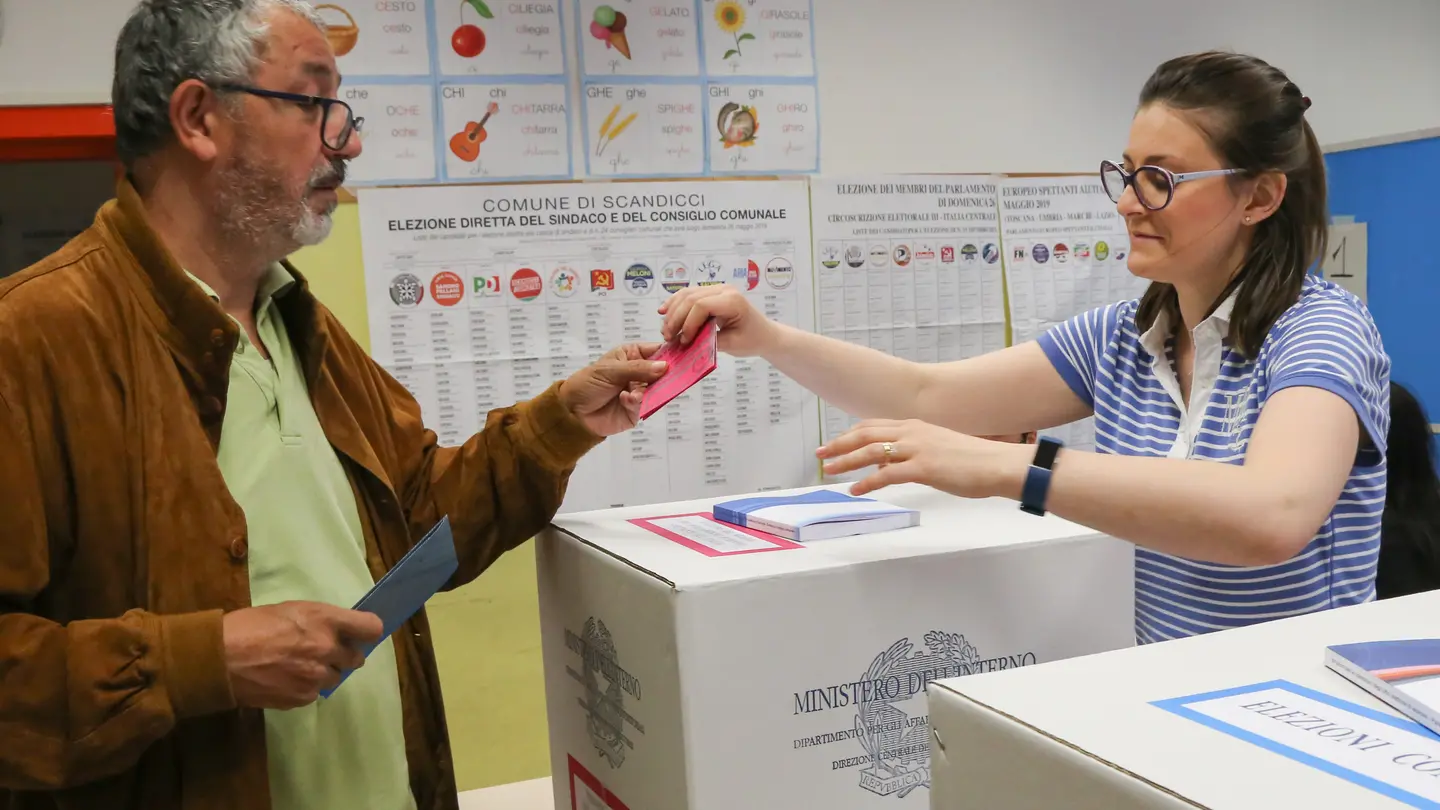 Si voterà il 14 e il 15 maggio, mentre l’eventuale ballottaggio sarà il 28 e il 29