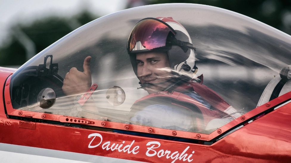 Il pilota capitano dell'Aeronautica Davide Borghi