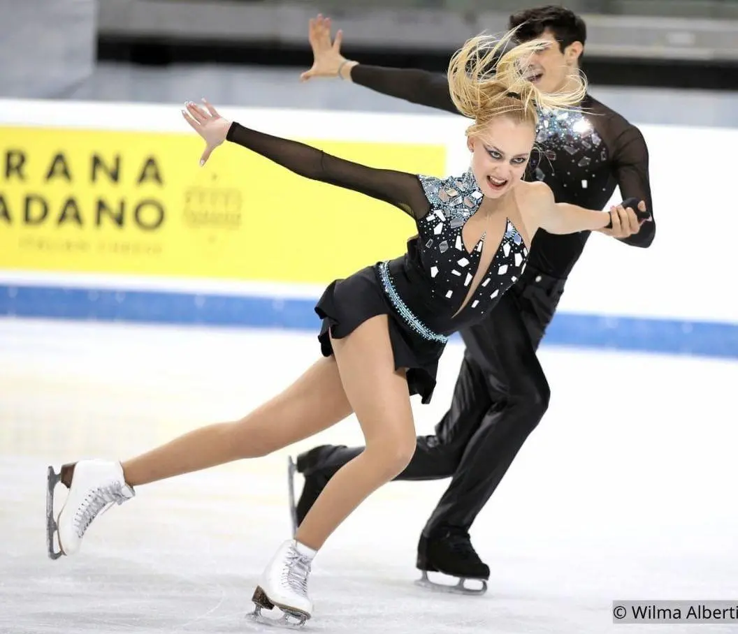 Nicole Celderari, campionessa di pattinaggio e studentessa, l'incredibile sfida della maturità