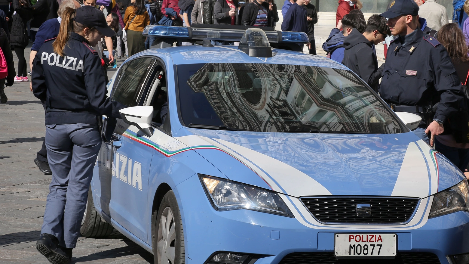 Polizia in centro (foto di repertorio)