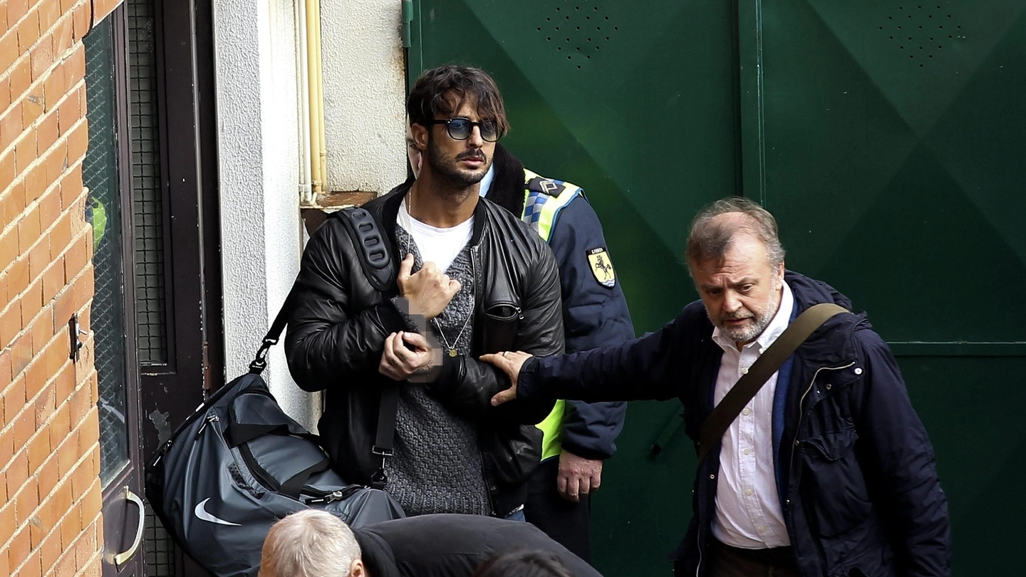 Fabrizio Corona arrestato in Portogallo (Ansa)