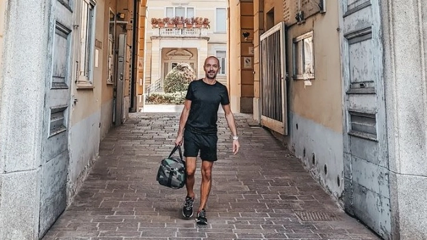 Vittorio Lelii, Vicdeejay, all'uscita dall'ospedale (da Instagram)