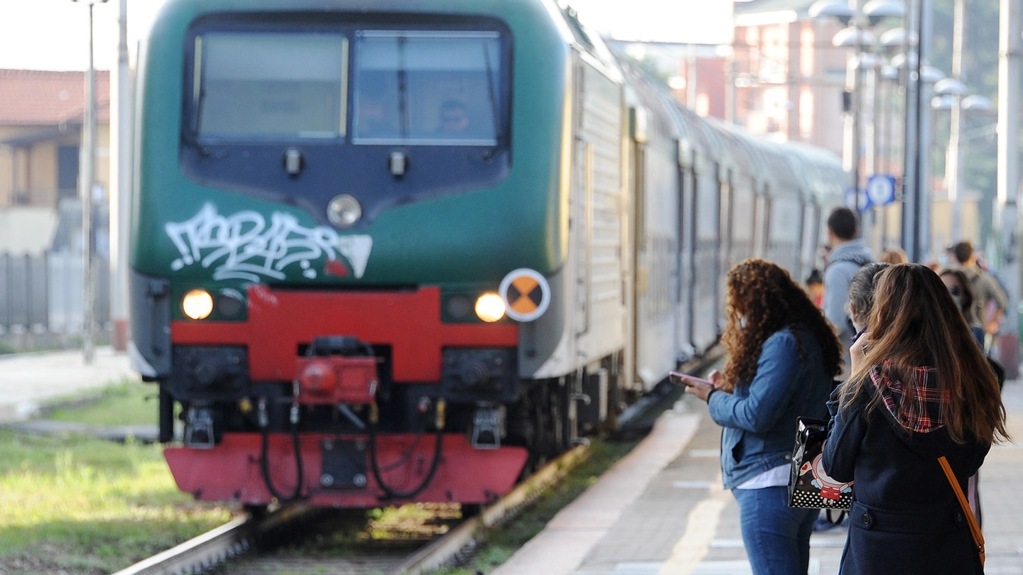 Un tratto della linea ferroviaria Milano-Mortara