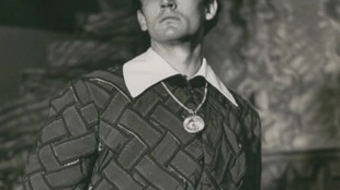 Vittorio Gassman che sul palco del Lirico ha portato tanti capolavori del Bardo