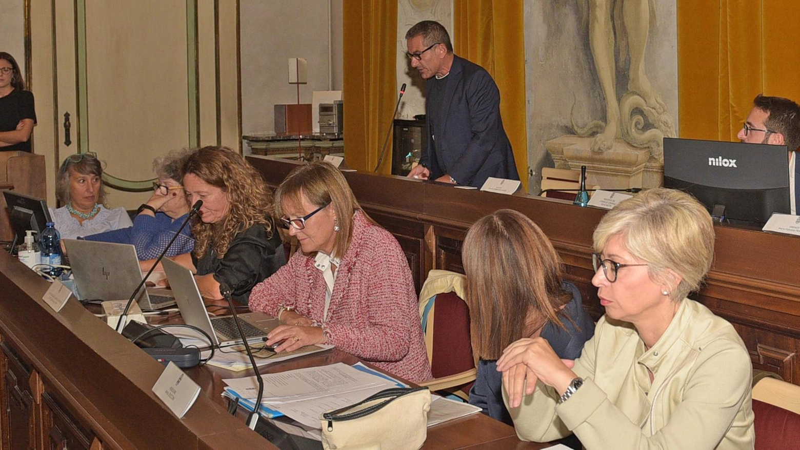Bufera sul Comune . Maggioranza in bilico Bufera sul Comune . Maggioranza in bilico