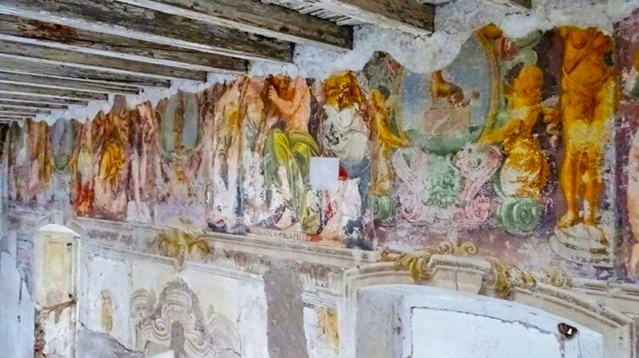 Il ciclo di dipinti risalenti al ‘500 e al ‘700 emersi nel complesso di Sant’Agostino