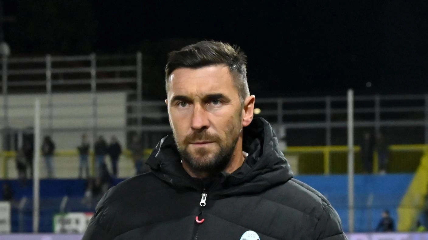 Il Lecco si prepara al doppio derby contro i grigiorossi e il Como rivelazione Il Lecco si prepara al doppio derby contro i grigiorossi e il Como rivelazione