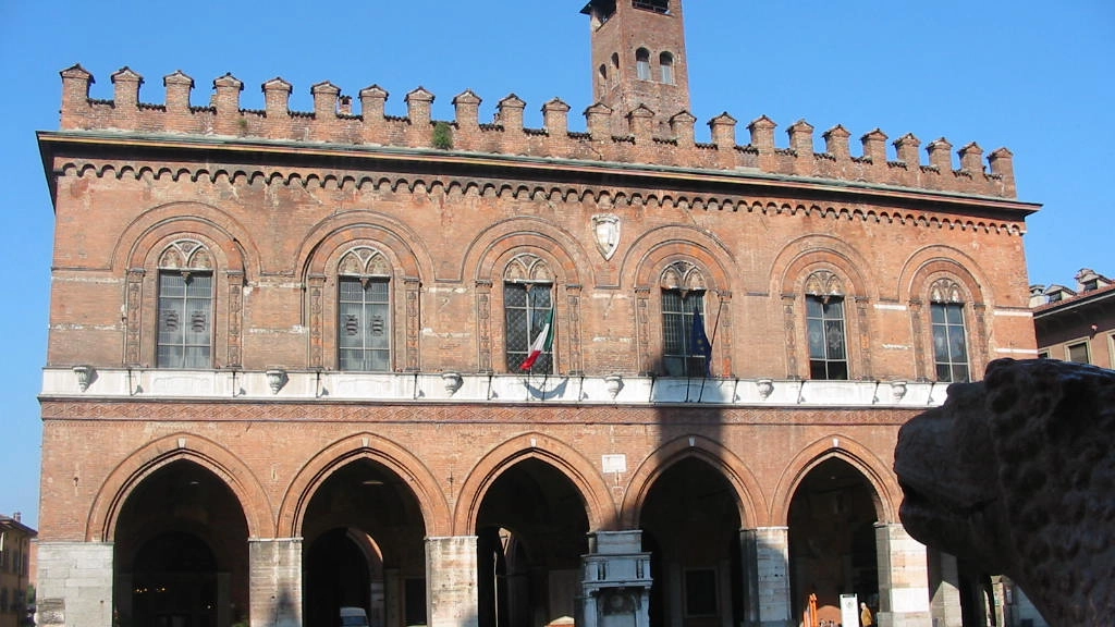 Il municipio di Cremona