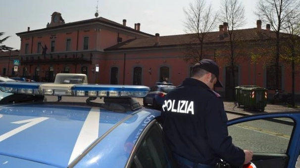 Polizia in stazione a Lodi Polizia in stazione a Lodi