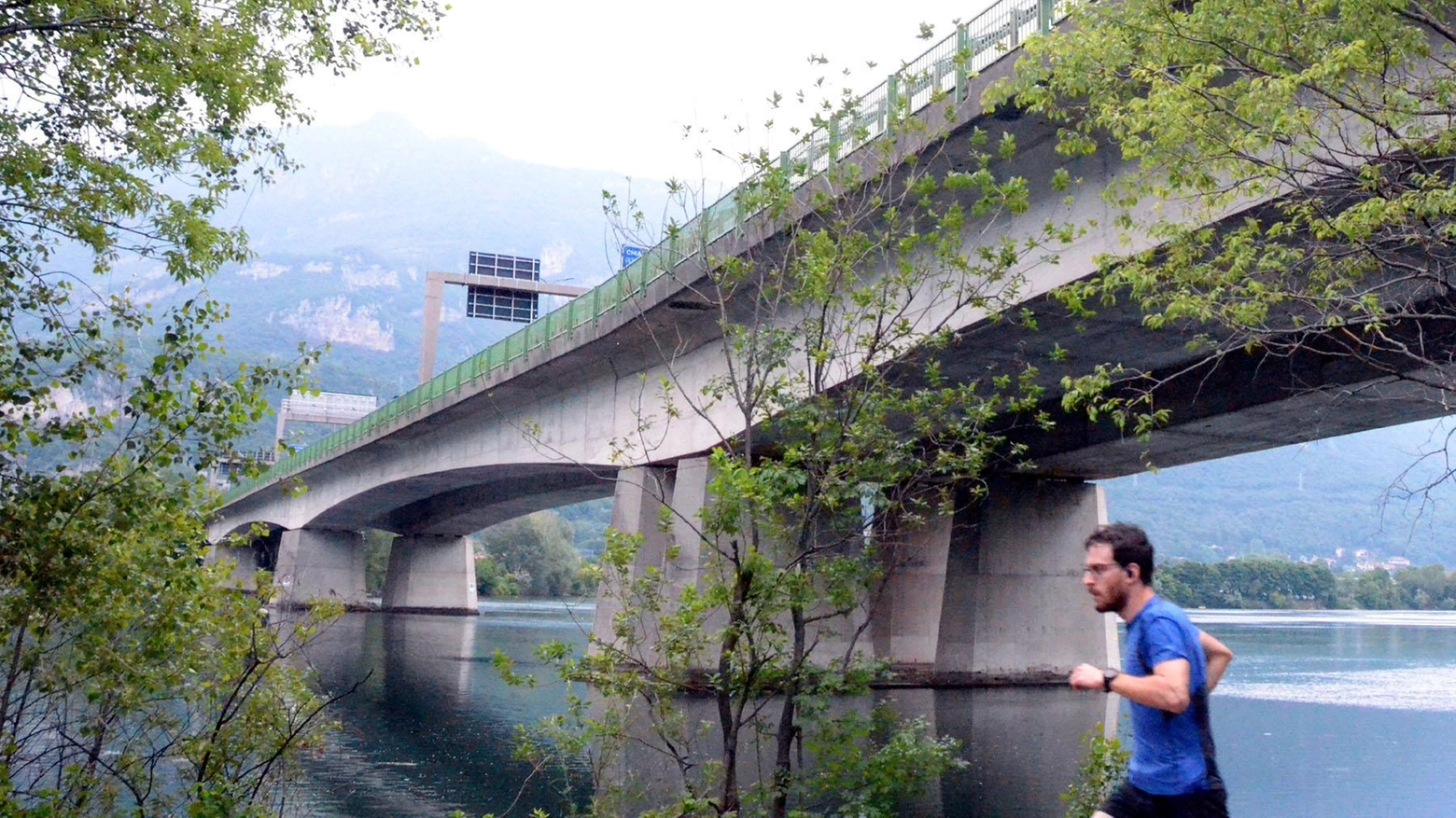 Quarto ponte sul fiume Adda ancora in bilico