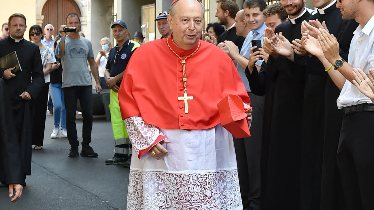 Monsignor Oscar Cantoni