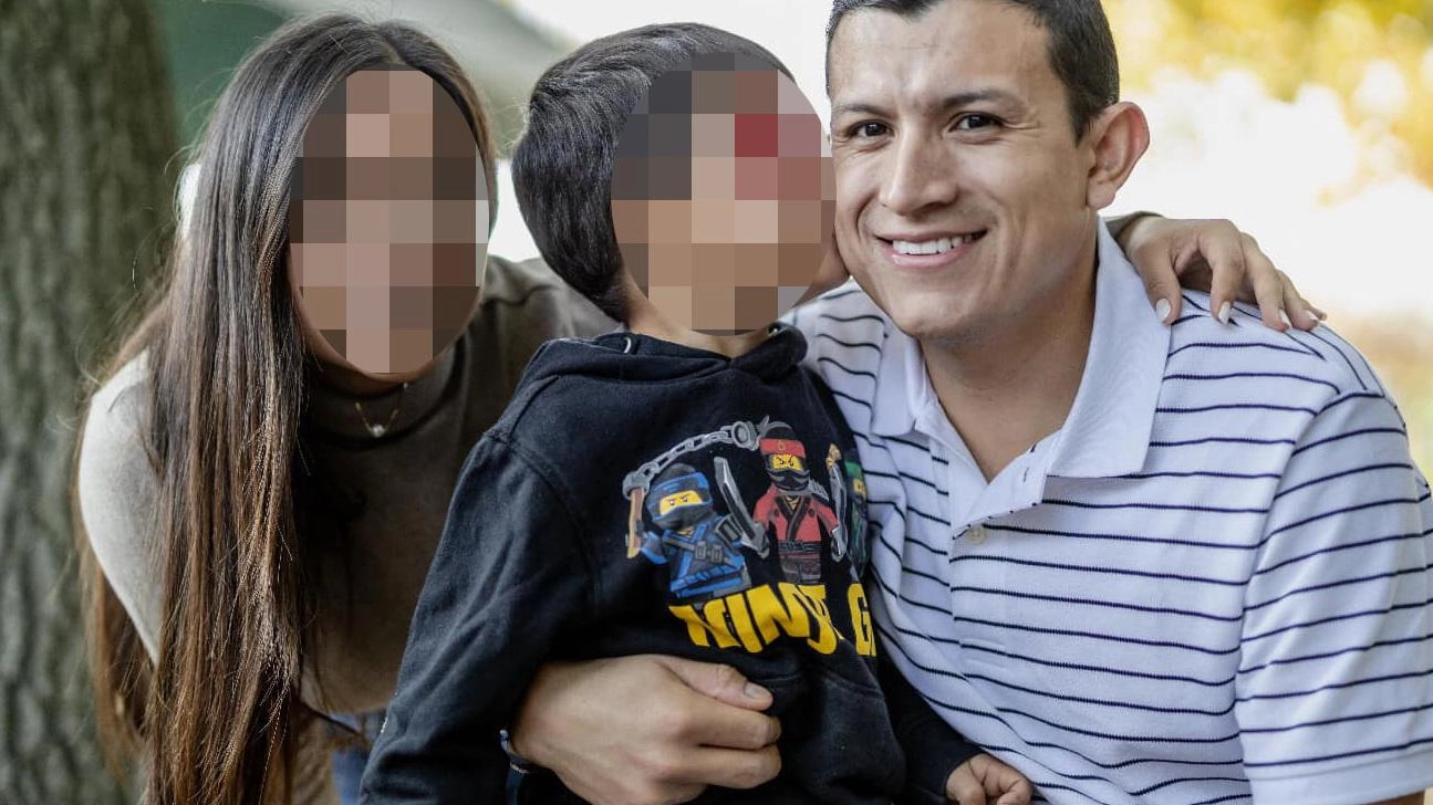Schianto mortale. Jimmy Cardenas lascia due bimbi Schianto mortale. Jimmy Cardenas lascia due bimbi