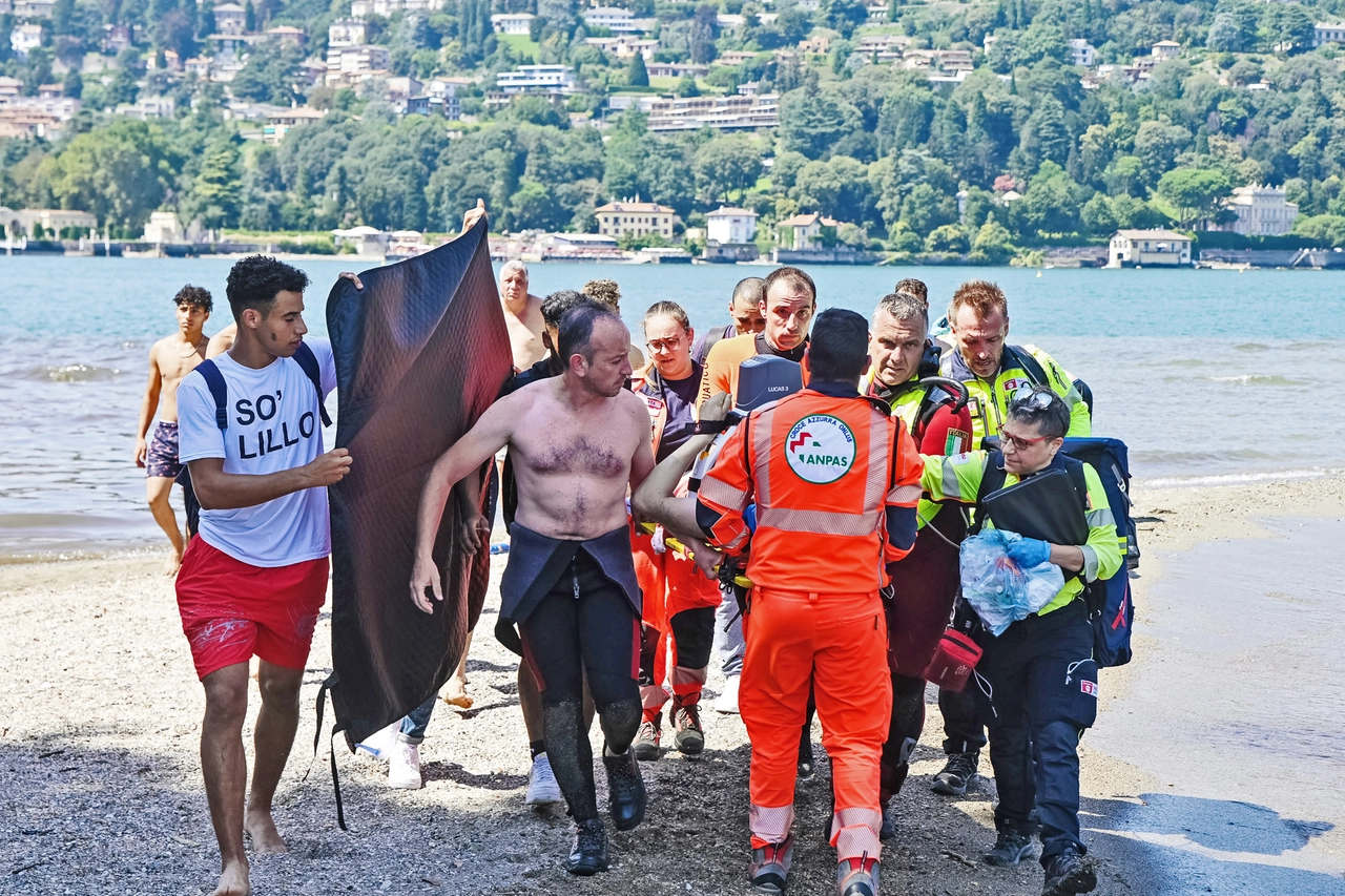 Il giovane viene soccorso, rianimato e portato in elisoccorso in ospedale