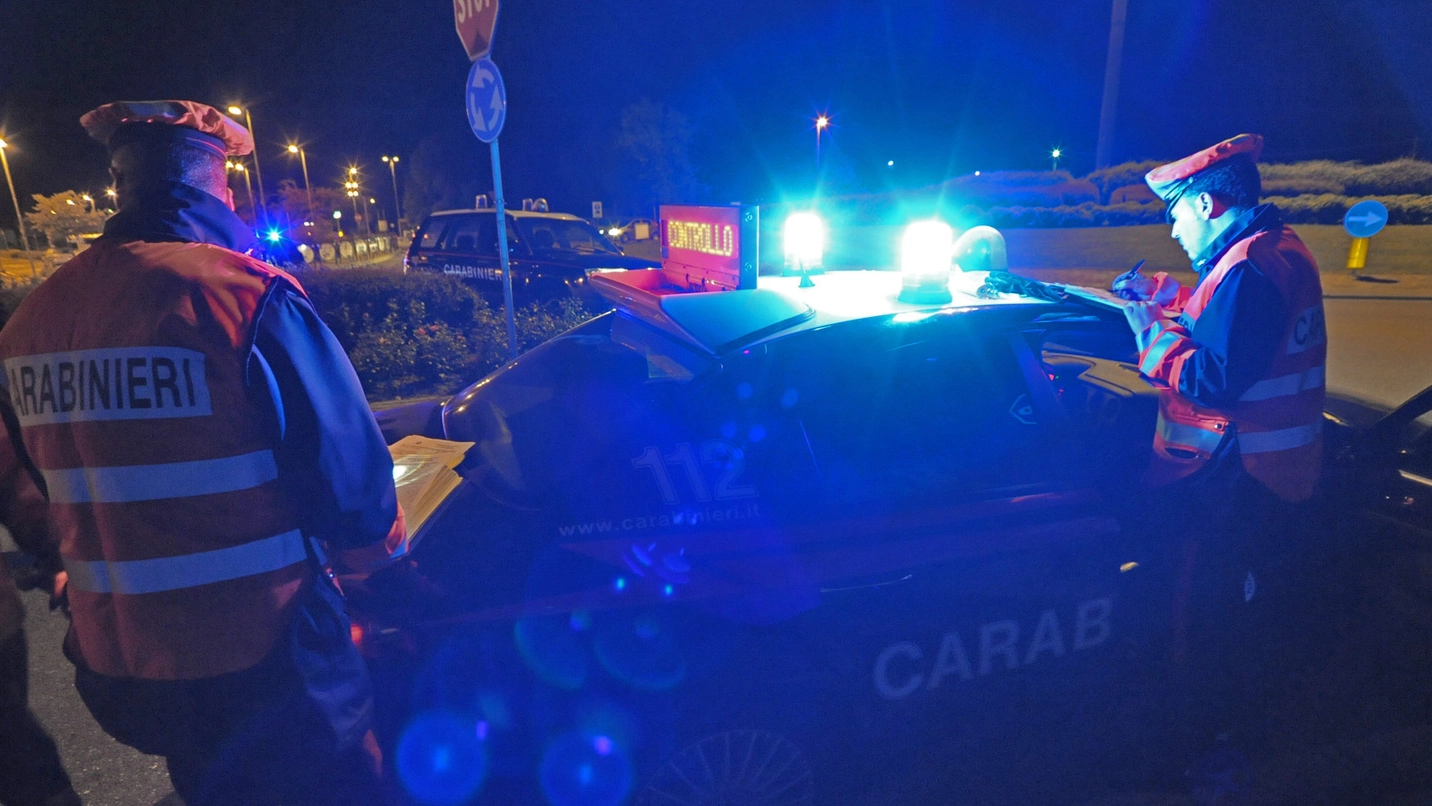 I carabinieri hanno intercettato l’auto rubata (foto d’archivio)