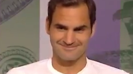 Roger Federer durante la conferenza stampa (Twitter, Ubitennis)