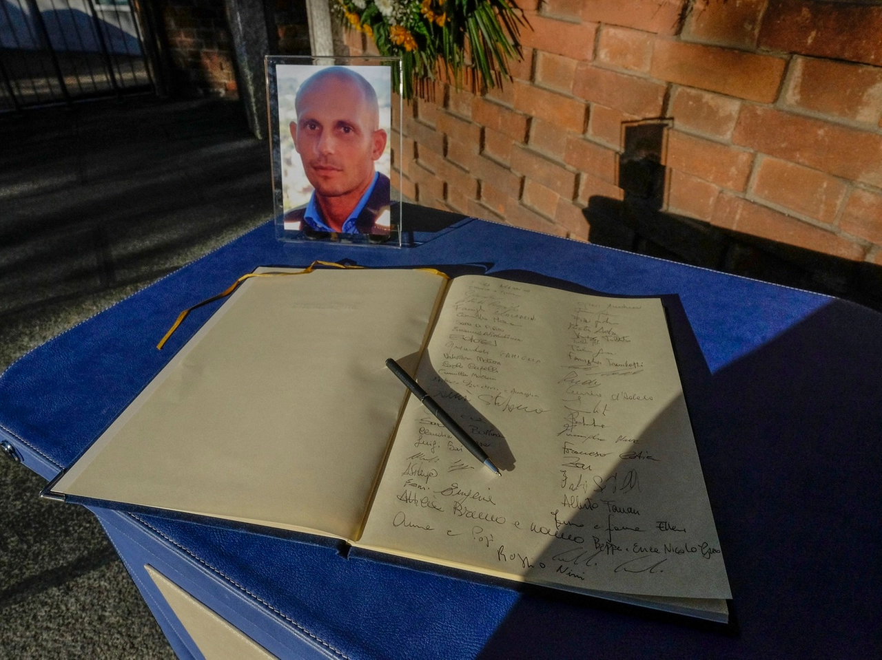 immagine di sfondo 2