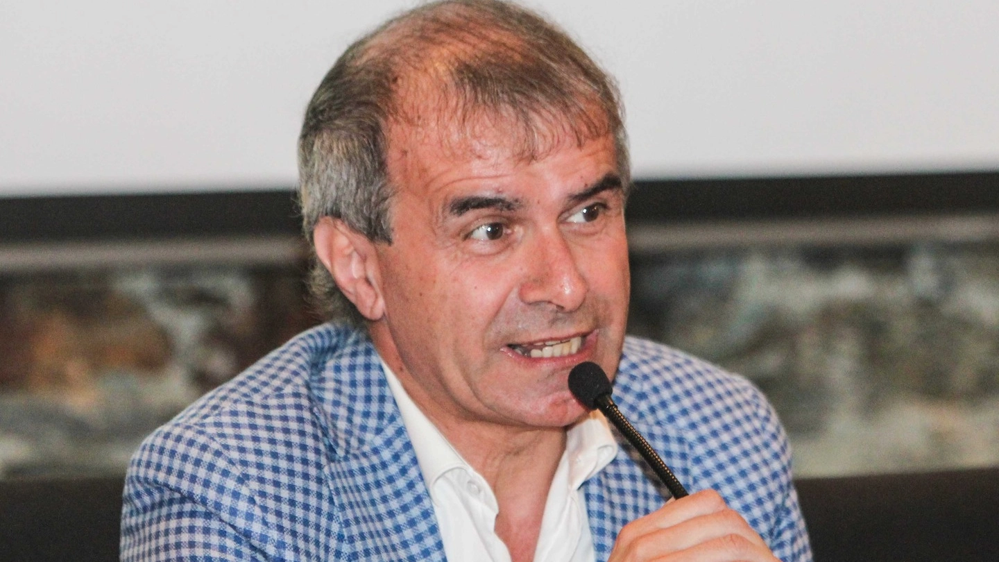 Il presidente del Sondrio Oriano Mostacchi 