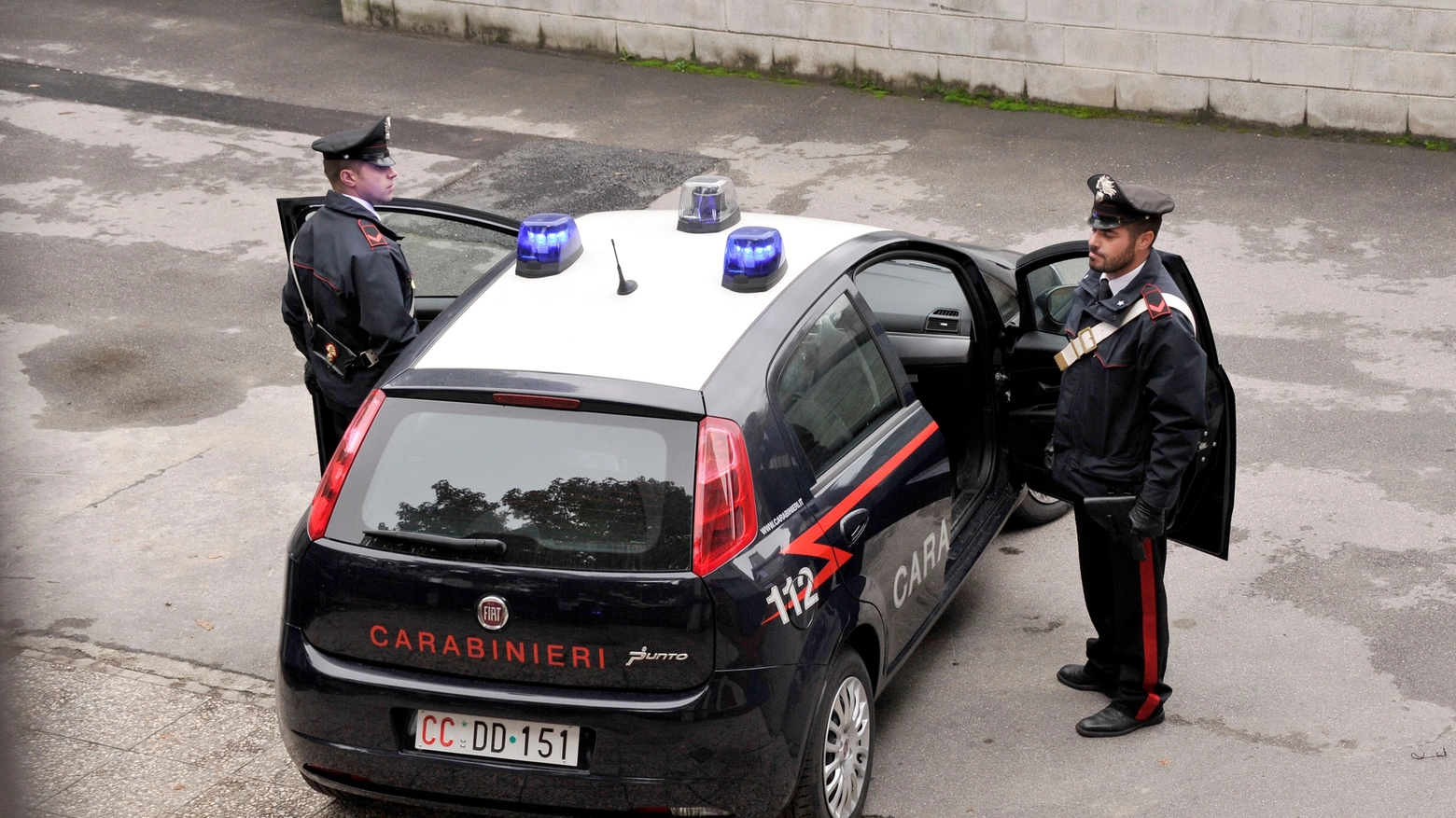 I carabinieri sono riusciti a smascherare i due giovani
