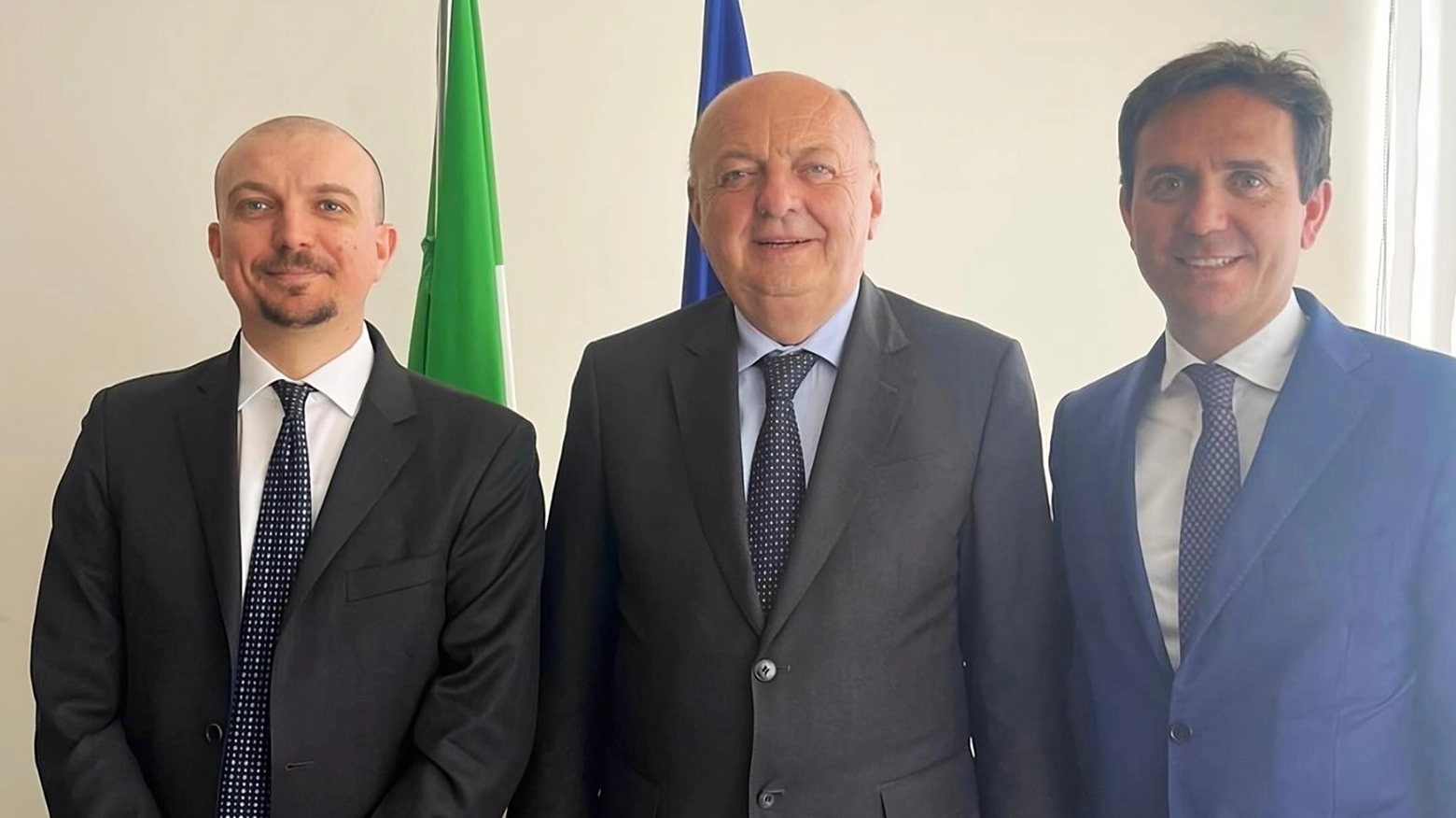 La “bomba“ ex Fibronit Amianto, missione a Roma La “bomba“ ex Fibronit Amianto, missione a Roma