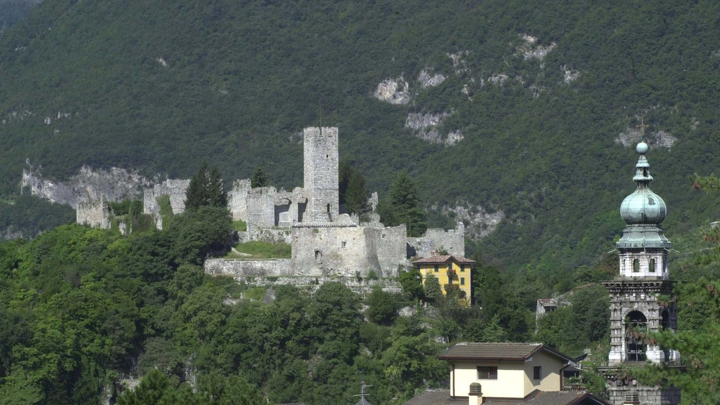 Il castello di Breno Il castello di Breno