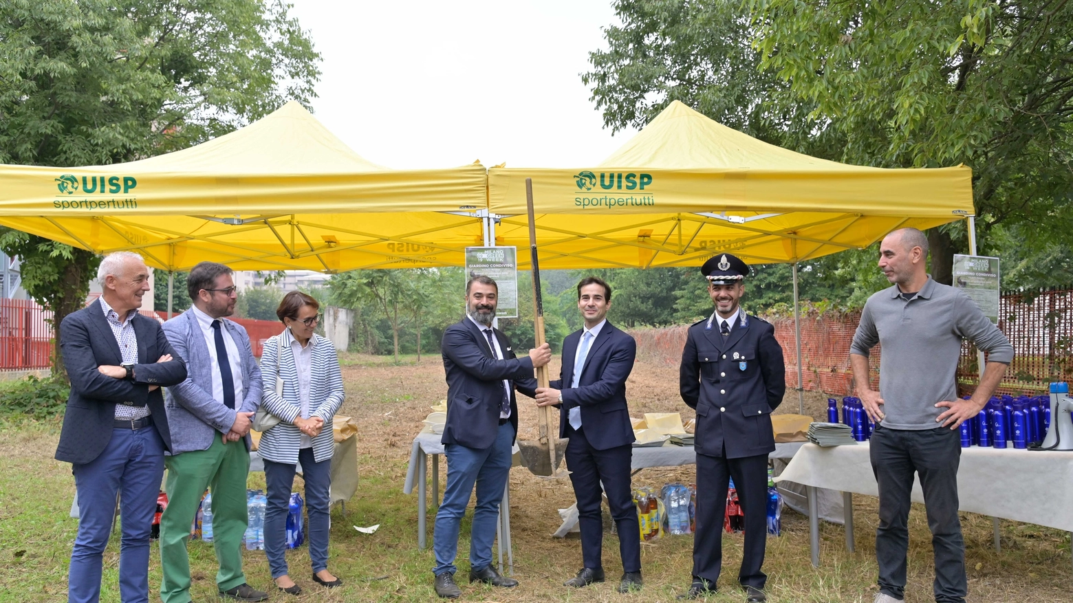 Milano, nasce il primo "Giardino condiviso" in mano agli studenti