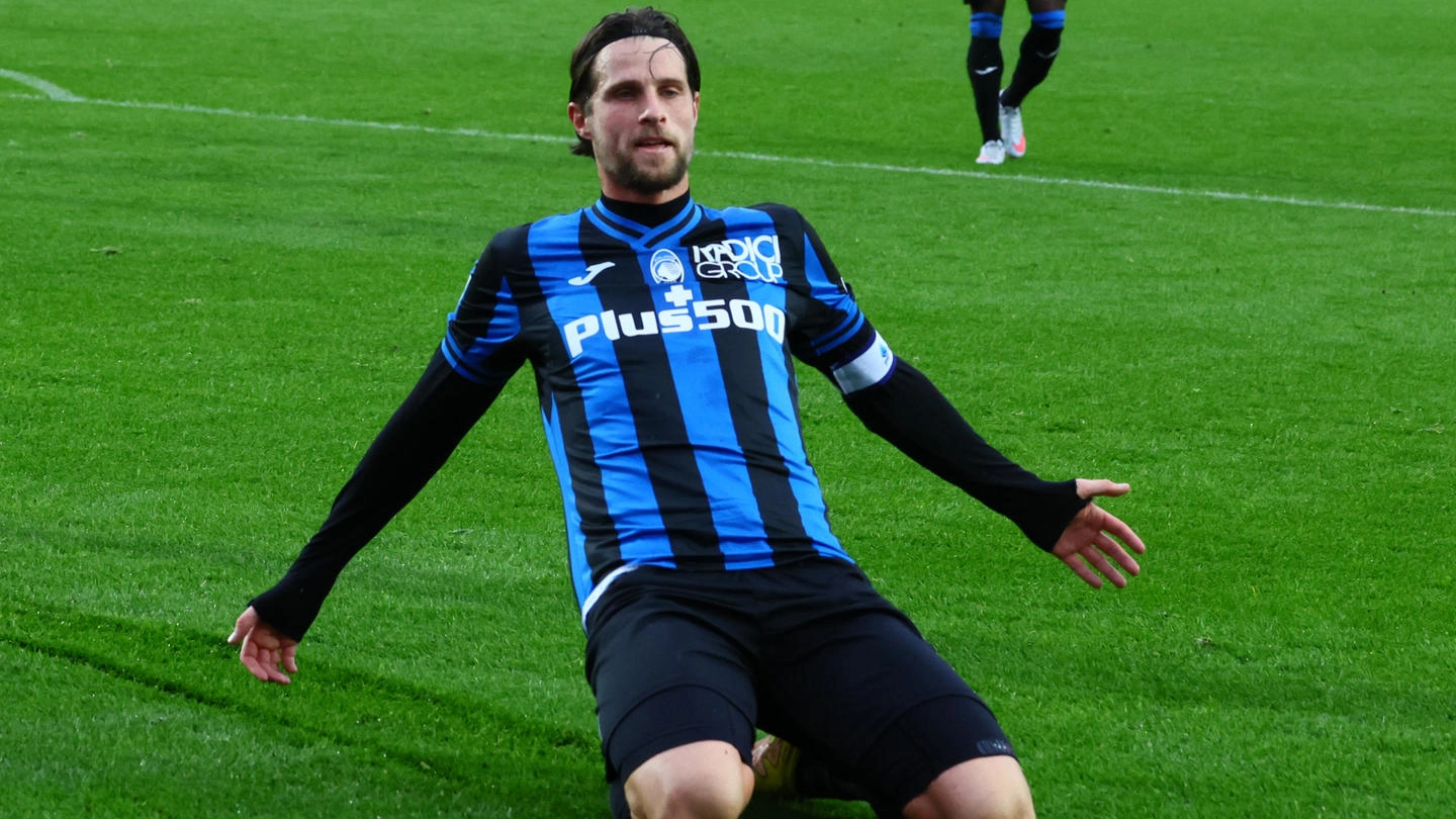 Hans Hateboer festeggia il 3-1 nella sfida di Coppa Italia vinta (5-2) dall'Atalanta contro lo Spezia Hans Hateboer festeggia il 3-1 nella sfida di Coppa Italia vinta (5-2) dall'Atalanta contro lo Spezia