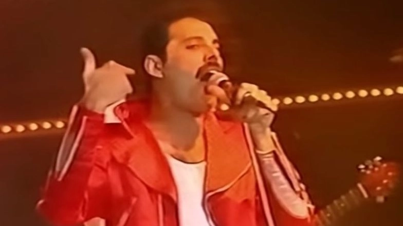 Freddie Mercury a Sanremo nel 1984, non nasconde il playback