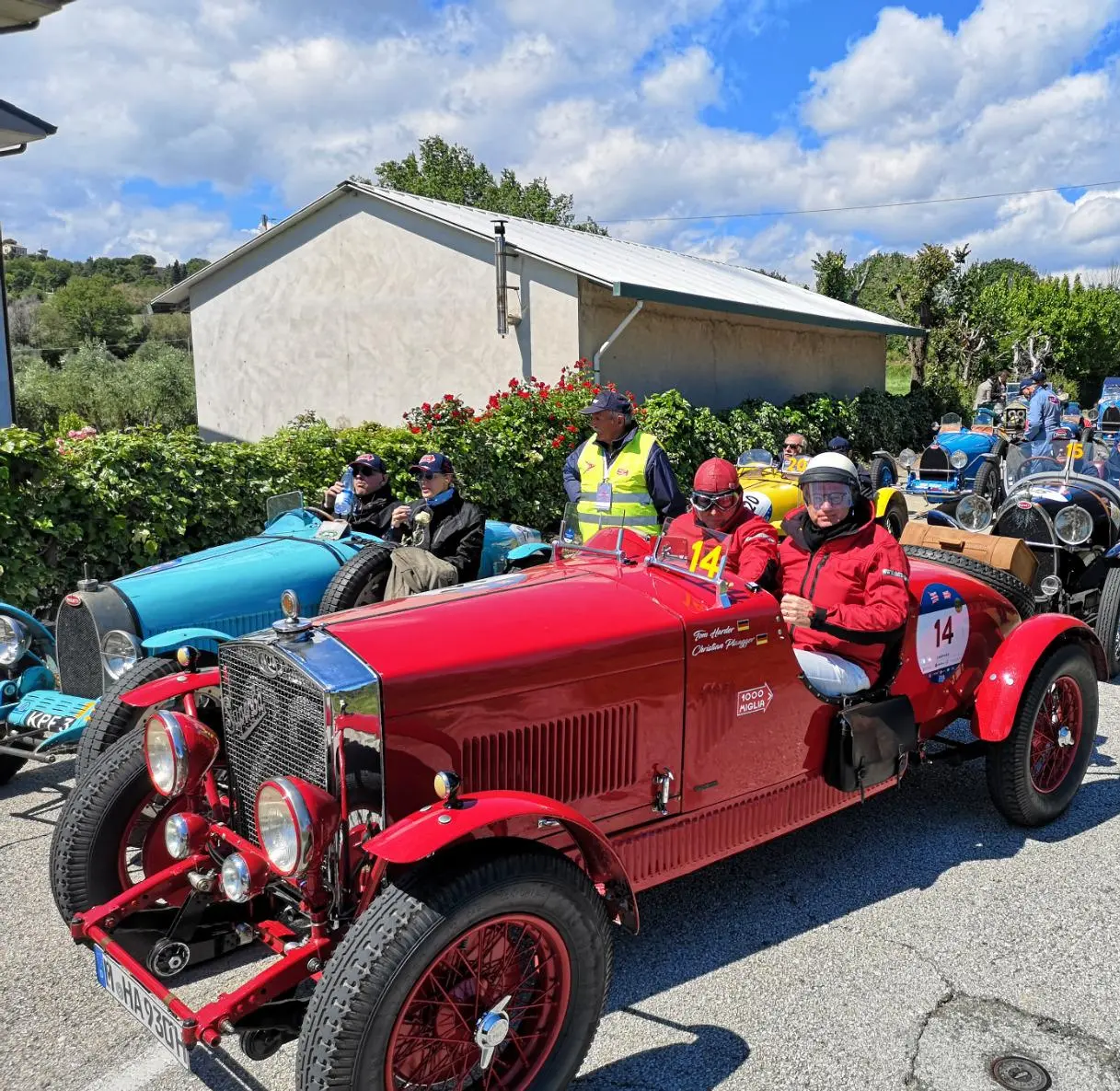 Sfilata straordinaria per le auto storiche della Mille Miglia