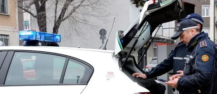 Locale abusivo aperto al pubblico: denunciati due pregiudicati