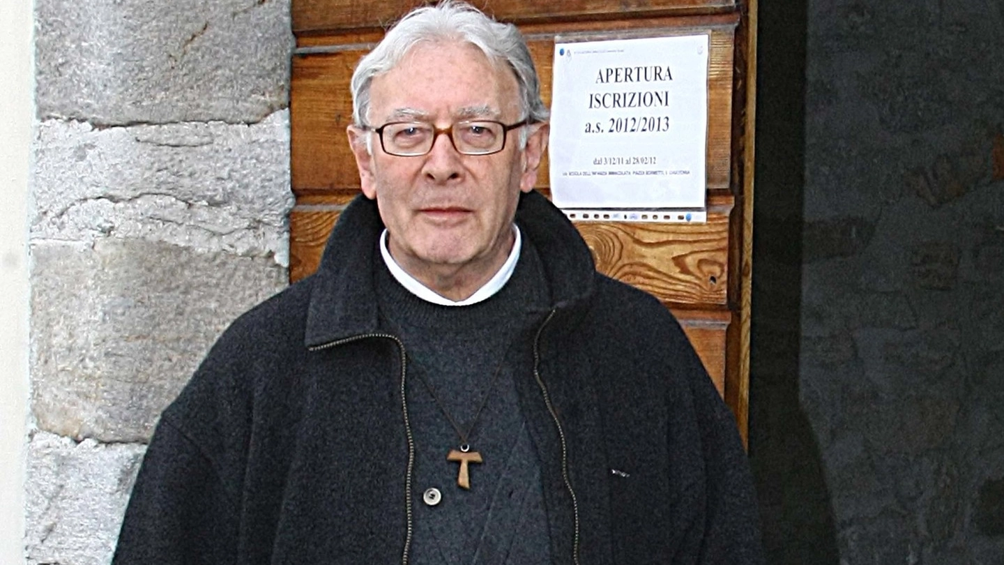 Monsignor Ambrogio Balatti l’arciprete parroco di Chiavenna dal 1994 al 2017 