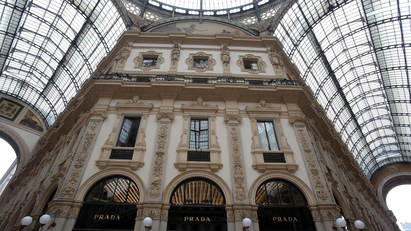 Prada in Galleria a Milano